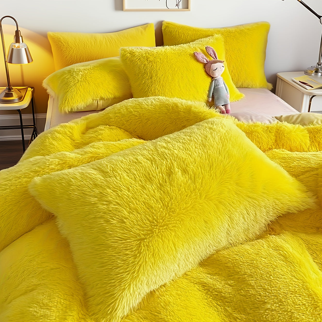 Set of 3\u002F4 Artificial Plush Duvet Covers (1 Duvet Cover, 1 Or 2 Pillowcases, 1 Love Pillow), Cozy And Soft Bedding, Solid Color Velvet Set for Autumn And Winter Warmth, Comfortable Quilt Cover, Ideal for Bedrooms And Guest Rooms