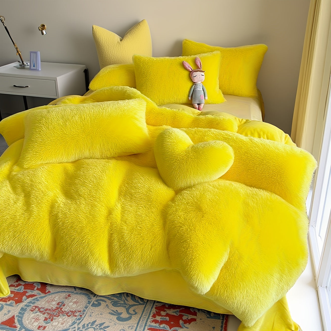 Set of 3\u002F4 Artificial Plush Duvet Covers (1 Duvet Cover, 1 Or 2 Pillowcases, 1 Love Pillow), Cozy And Soft Bedding, Solid Color Velvet Set for Autumn And Winter Warmth, Comfortable Quilt Cover, Ideal for Bedrooms And Guest Rooms