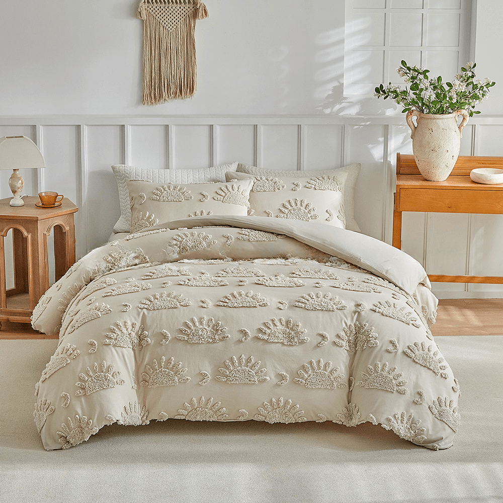 Tufted Leaf Pattern Bedroom Duvet Cover Three Piece Set Khaki Gray White Includes One Duvet Cover and Two Pillowcases with Zipper Closure and Corner Ties Warm Winter Bedding Ideal Christmas Gift