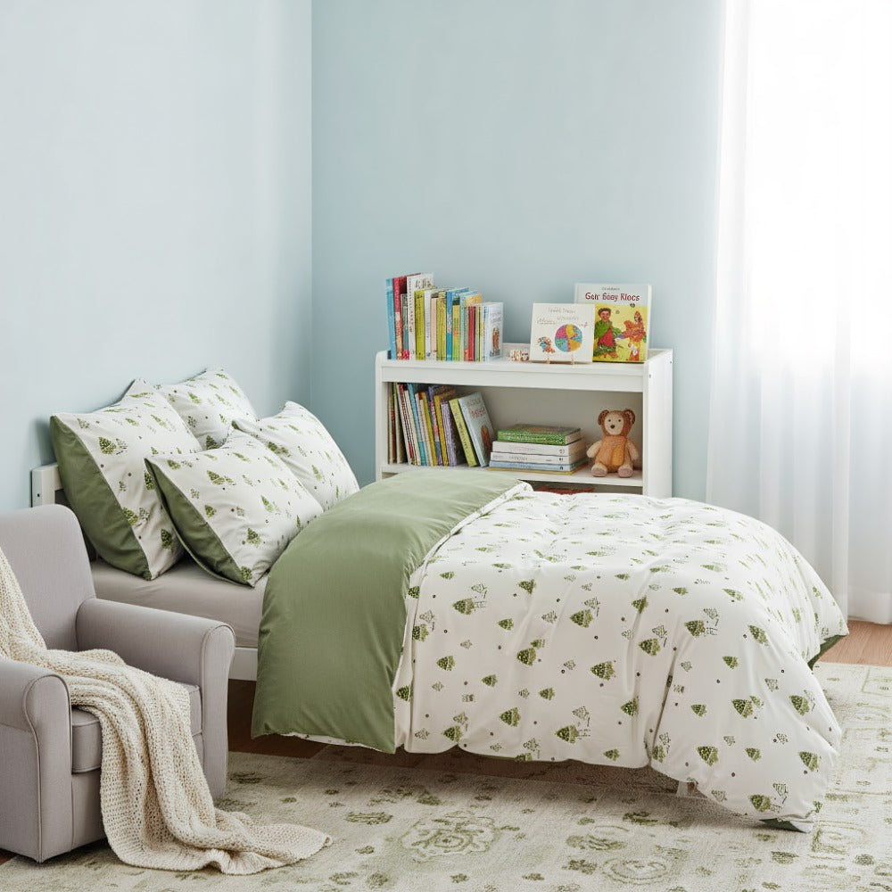 ARTPAGE Queen\u002FKing Duvet Cover Set (1 Duvet + 2 Pillowcases) | Cute Fish Print, Polyester and Acrylic Blend, Embossing, Machine Washable, All-Season Use