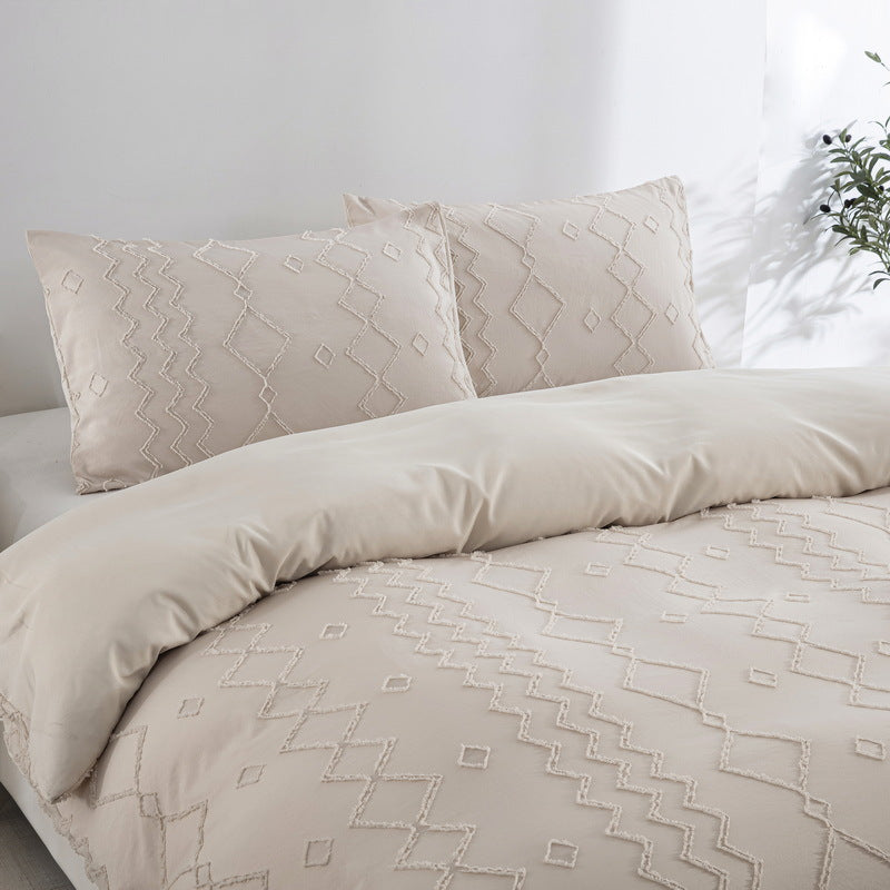 HERTALK Queen\u002F King 3pcs Bed Cover Set (1 Cover + 2 Pillowcases)---Beige Geometric Wave-Textured Bedding for Retro Natural Bedroom Lovers, Easy Care & Fade-Resistant S Ideal for Adults.